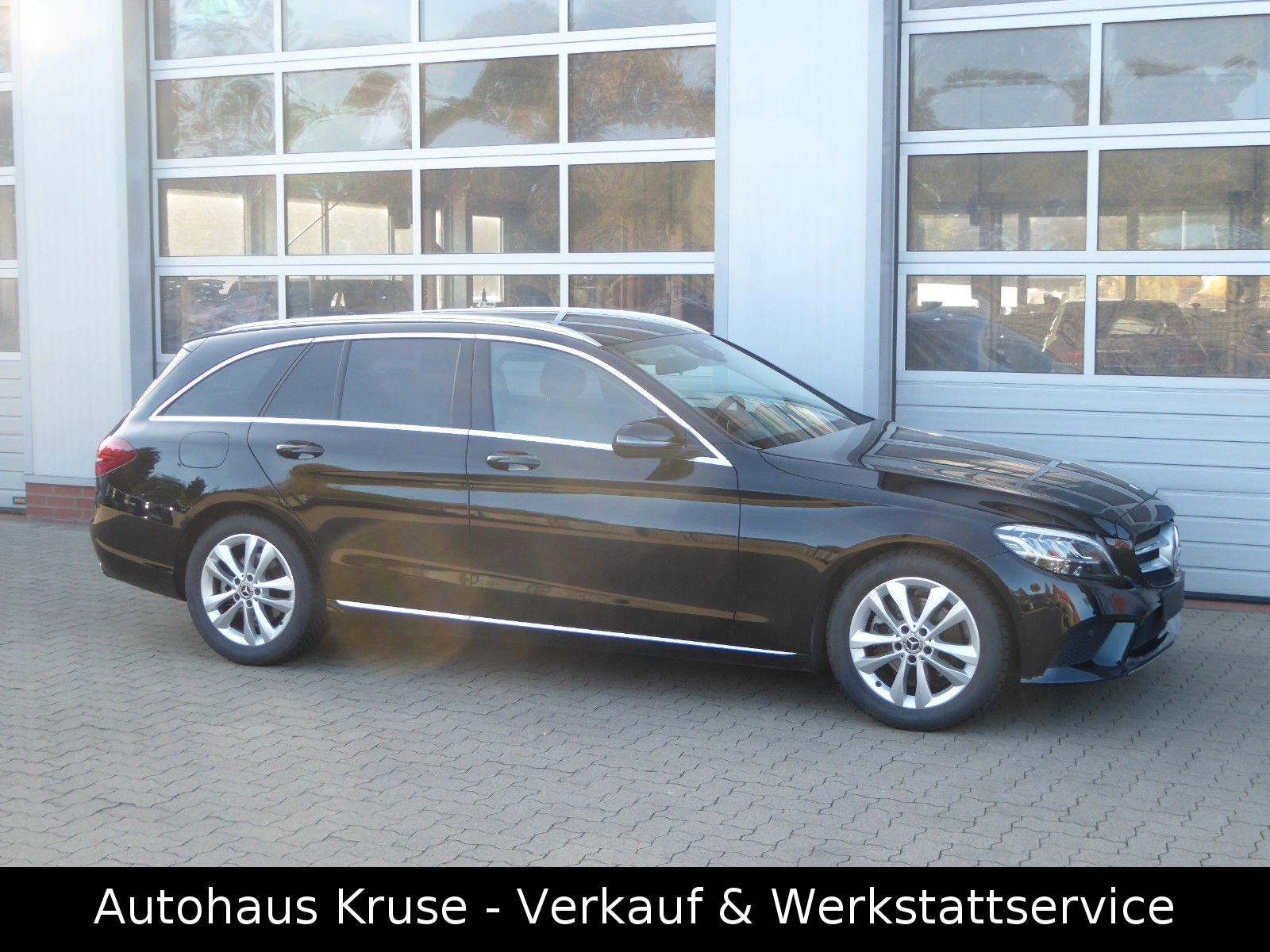 Mercedes-Benz C 200 T AVANTGARDE+AHK+R-KAM+ST-HZG+LED