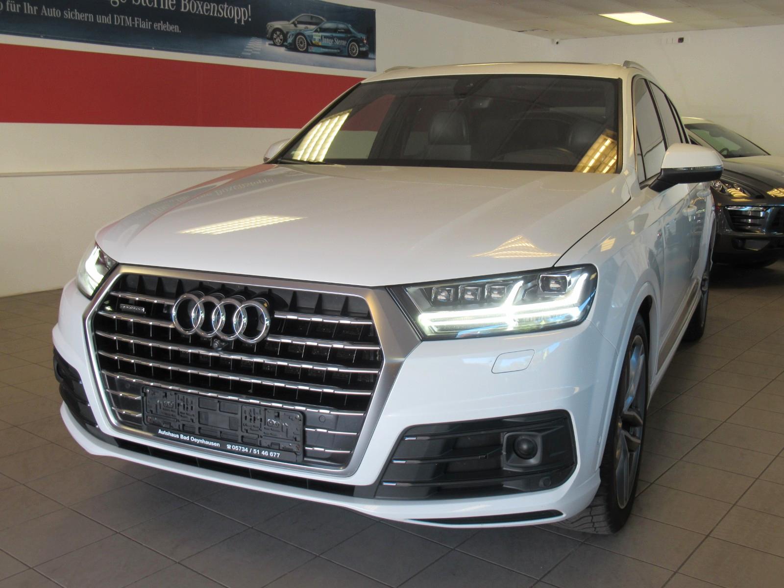 Audi Q7 3.0 TDI quattro S line,1Hand,7Sitze,AHK,Voll,