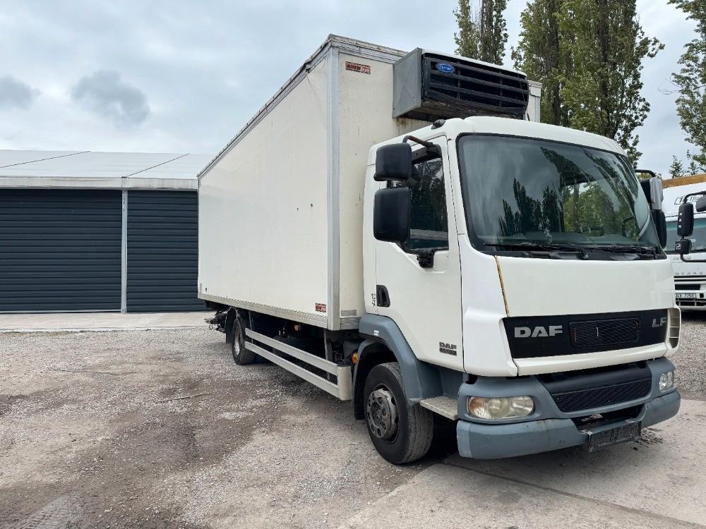 DAF LF 45.180, Euro 3, Ladebordwand
