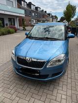 Skoda Fabia 5 Türer/ Benziner - Skoda Fabia: Türer