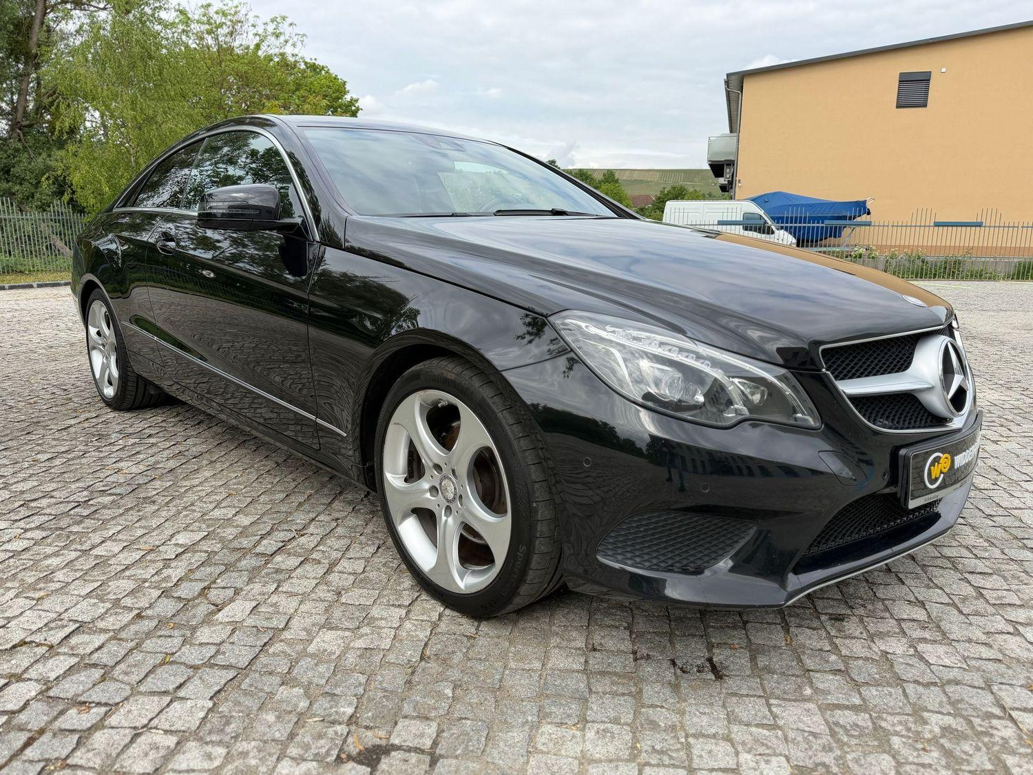Mercedes-Benz E 200 Coupe Sport Edit AUTOMATIK/NAVI/LED/GARANT