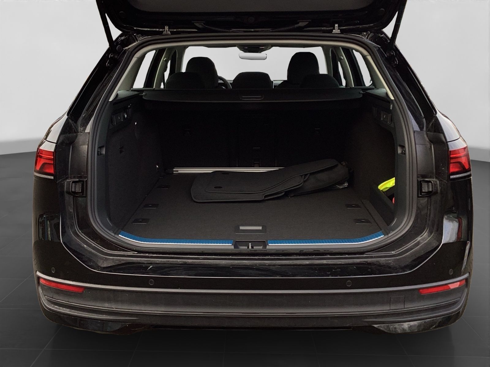 Volkswagen Passat Variant - Bild 17