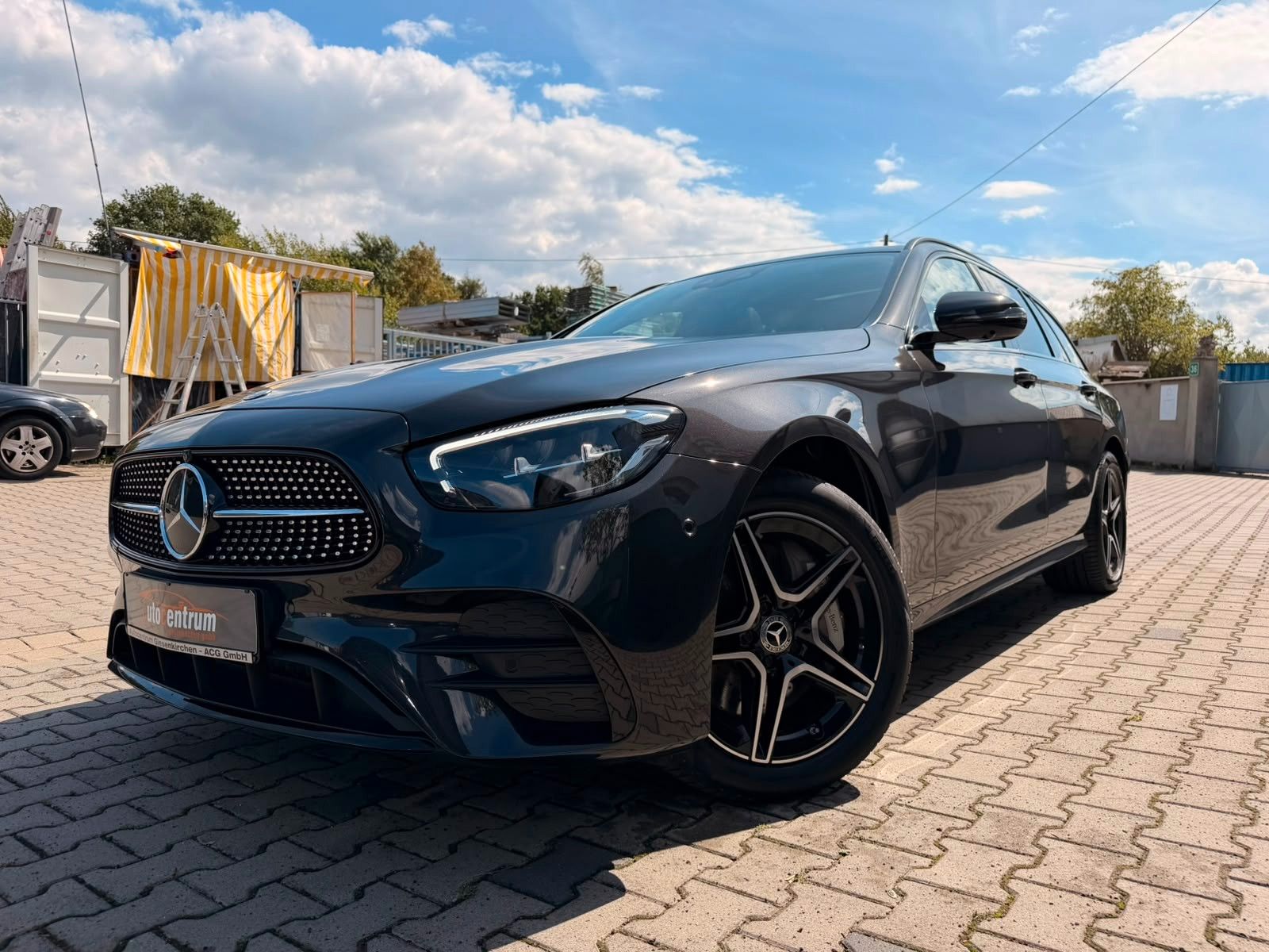 Mercedes-Benz E 300de T 4M 2x AMG*Night*Pano*ACC+*LED*AHK*360° imagem 3