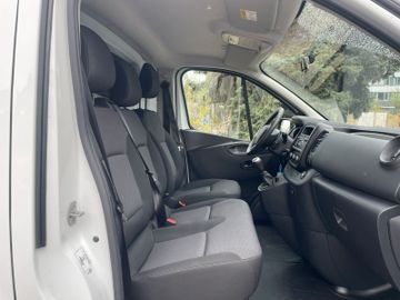 Renault Trafic - 9