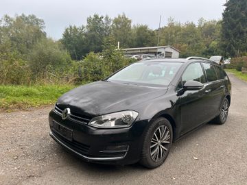 Volkswagen Golf - 5