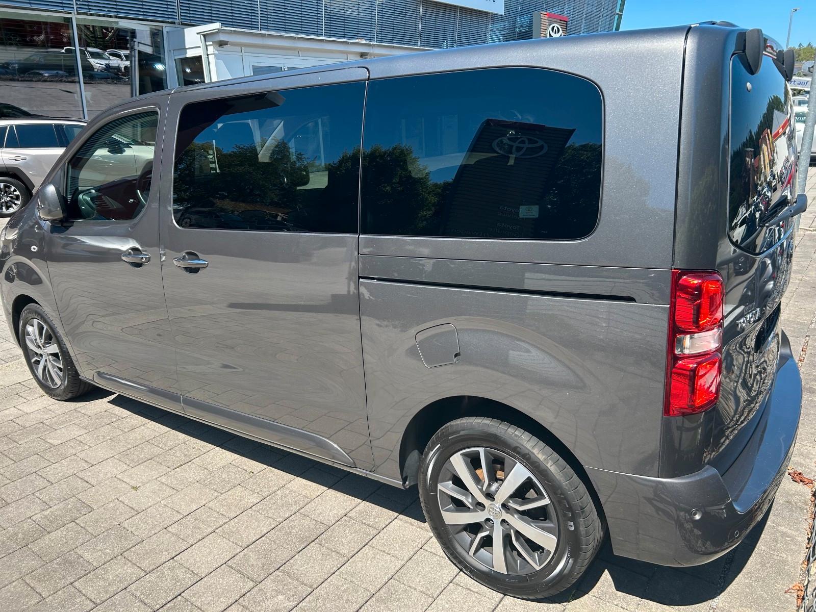 Toyota Proace (Verso) 2,0-l-D-4D 110kW L1 Family Co...