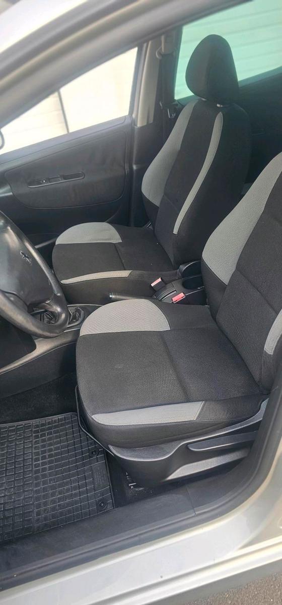 Peugeot 207 2009 — photo 7