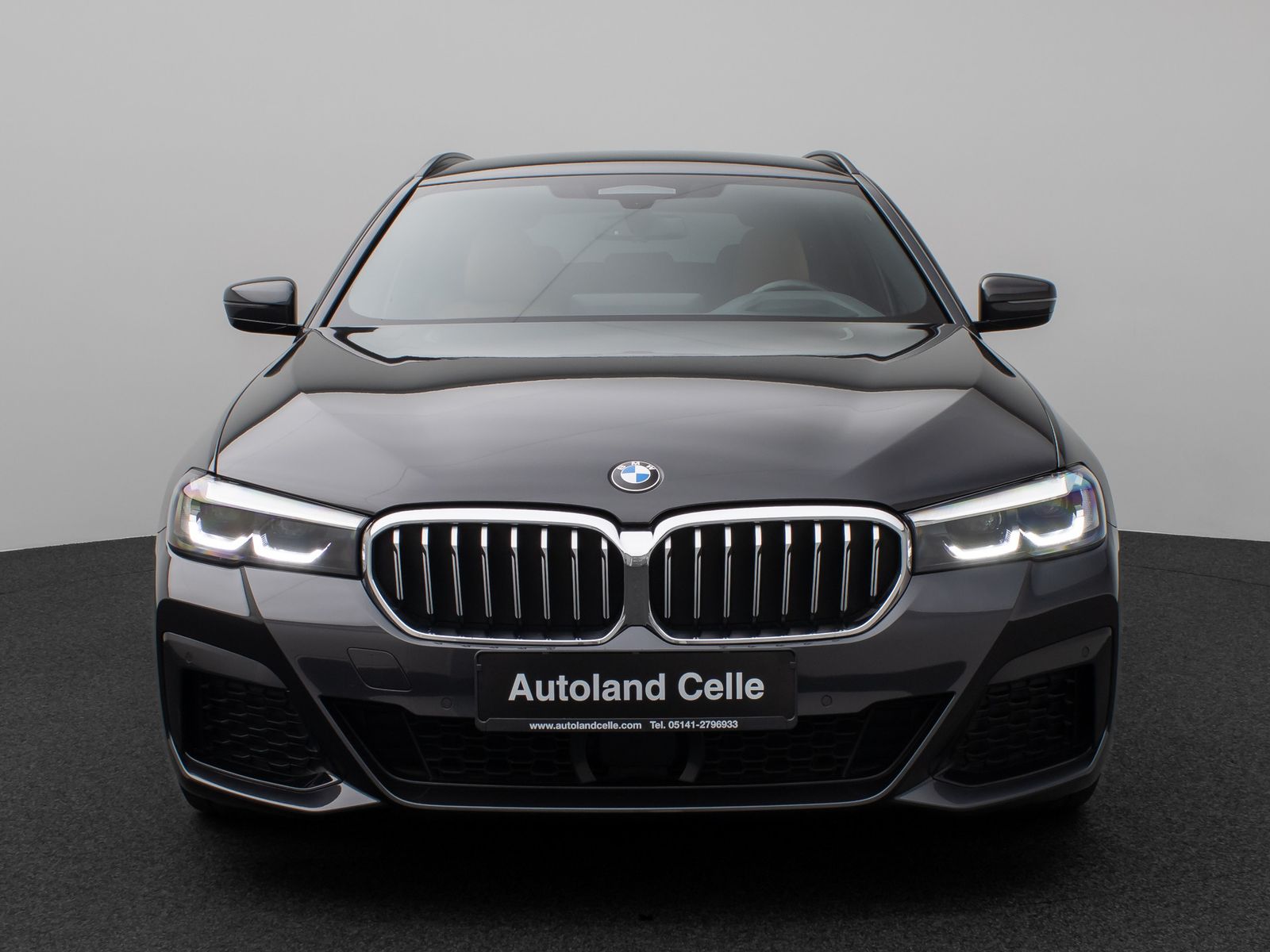 Fahrzeugabbildung BMW 520d xD M Sport Kamera HUD DAB Stop&Go Alarm AHK