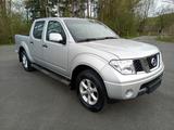 Nissan Navara Pickup Double Cab SE 4X4 * INSP+TÜV neu - Nissan Navara aus 2009