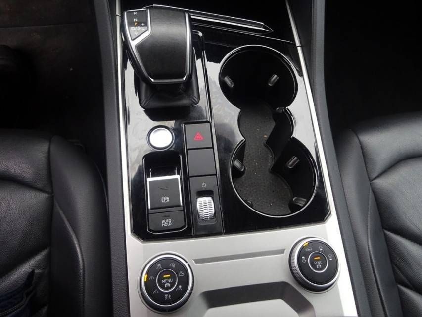 Fahrzeugabbildung Volkswagen Touareg 3.0 V6 TDI Elegance  4Motion