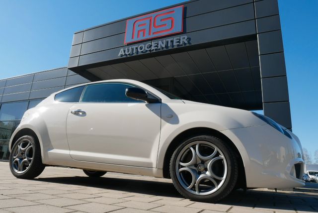 Alfa Romeo MiTo Turismo Navi Allwetter 17"Alu PDC DAB