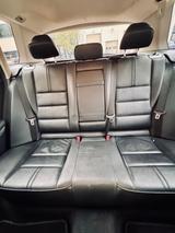 Mercedes-Benz GLK 320 CDI 4MATIC - schwarze Mercedes-Benz GLK 320