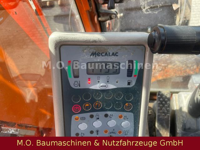 Fahrzeugabbildung MECALAC 12 MTX  / Klappschaufel / Gabel / 3x Tieflöffel