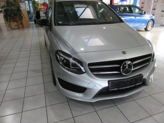 Mercedes-Benz B 220  EU6 AMG Line 4Matic,STHz,LED,Navi,Night