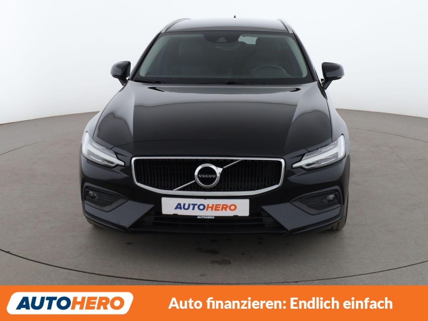 Volvo V60 2.0 D3 Momentum Pro Aut.*NAVI*LED*TEMPO*