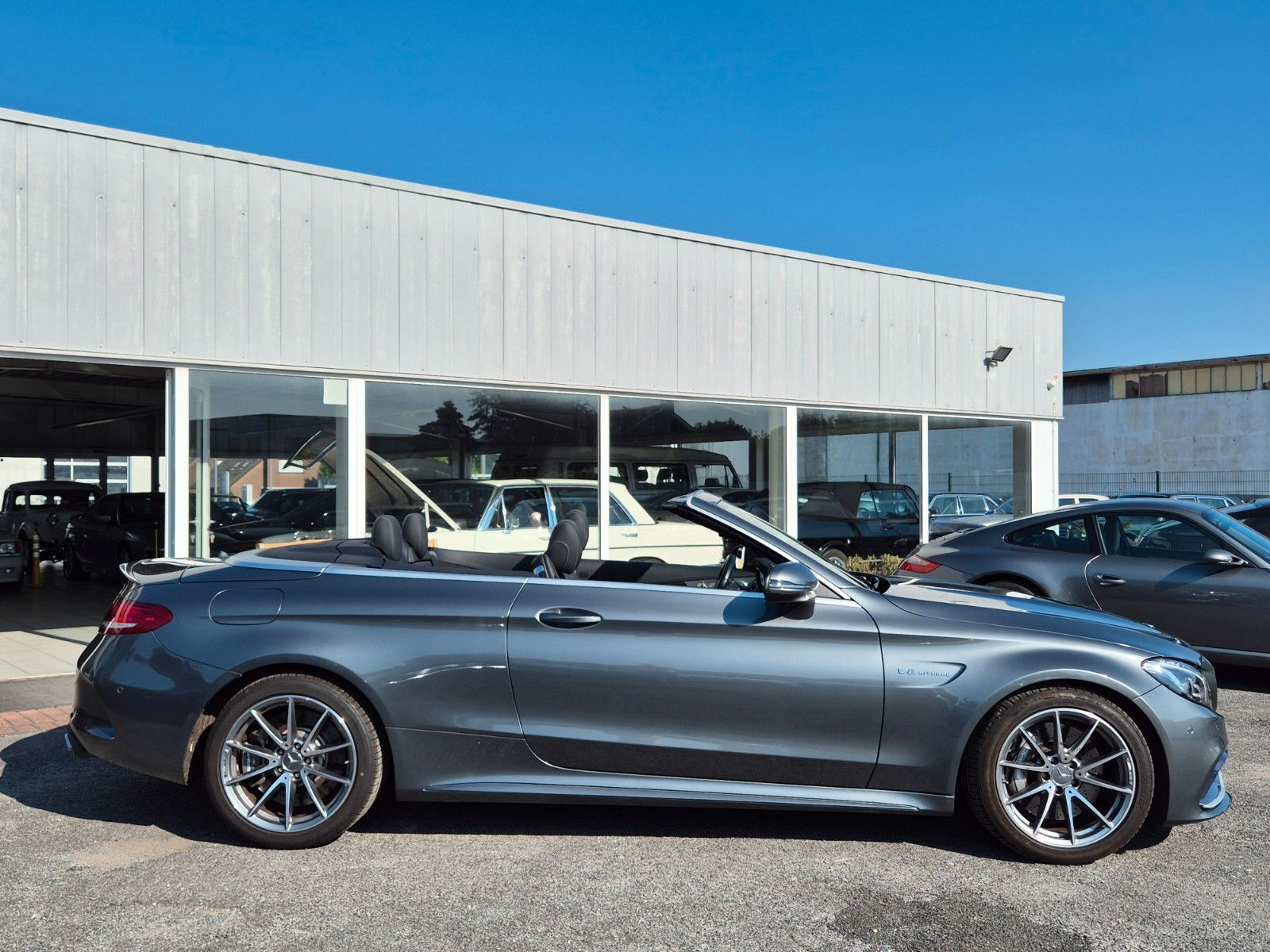 Fahrzeugabbildung Mercedes-Benz C 63 AMG Cabrio/Dt./Burm/Head/Fahrpaket