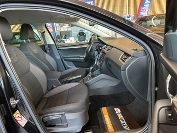 MYAUTOCENTER – Gebraucht- und Jahreswagen mit Werkstattservice in Pfaffenhofen Skoda Octavia Combi Scout 4x4 *TÜV Neu*TOP Zustand*
