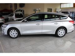 Fahrzeugabbildung Ford Focus Cool & Connect,Top-Ausstattung,Top-Zustand