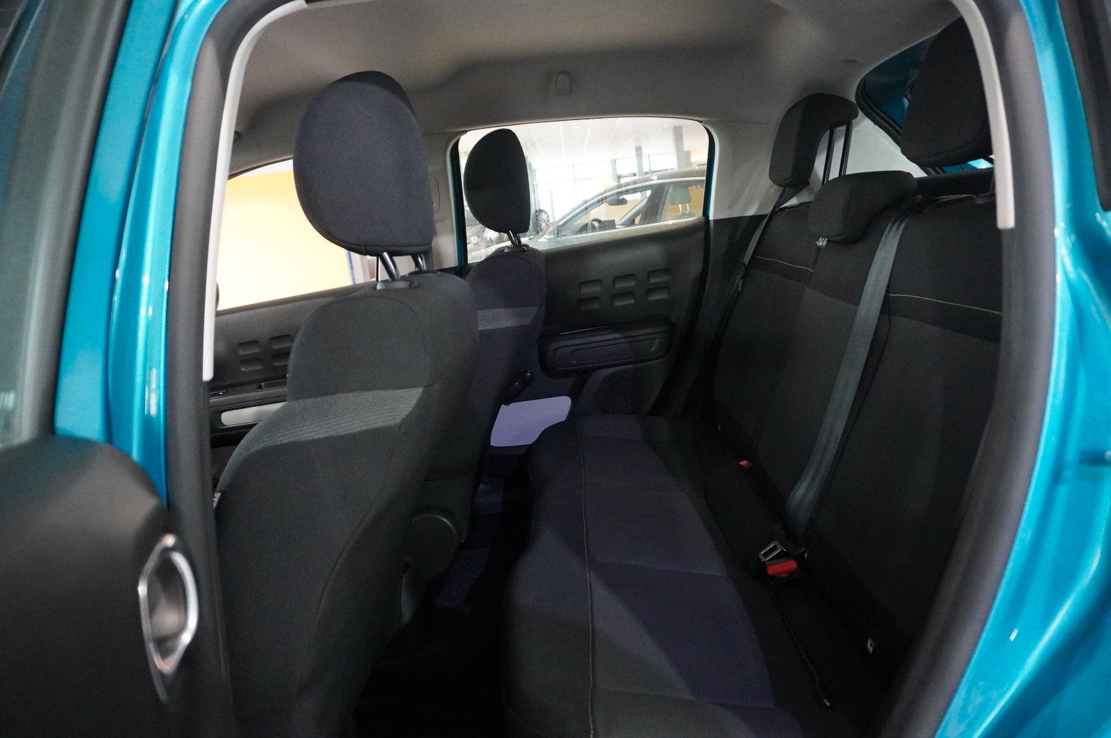 Fahrzeugabbildung Citroën C3 1.2 FEEL 5-TÜR LED/KLIMA/TEMP./USB/DAB+