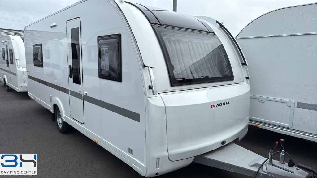 Adria, Adora 572 UT -5.083,-€ +Mover geschenkt