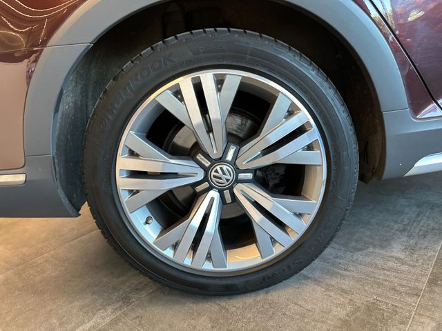 Volkswagen Passat Alltrack *PANO*3-Zonen*Keyless*AHK*