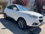Hyundai ix35 Style AWD 2,0 Automatik, Facelift - weiße Hyundai ix35