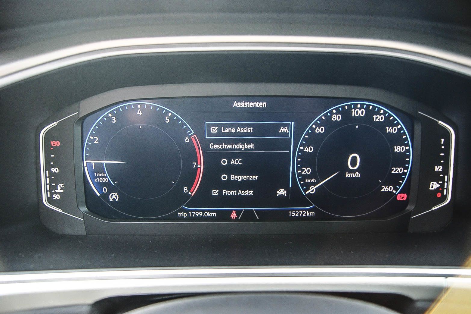 Fahrzeugabbildung Volkswagen T-Roc Cabriolet Move IQ-LIGHT KAMERA E-VERDECK