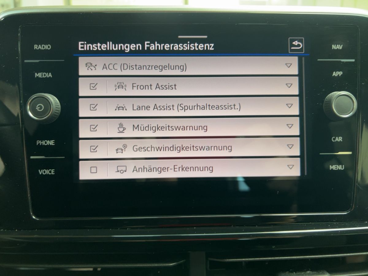 Volkswagen T-Roc - Bild 17