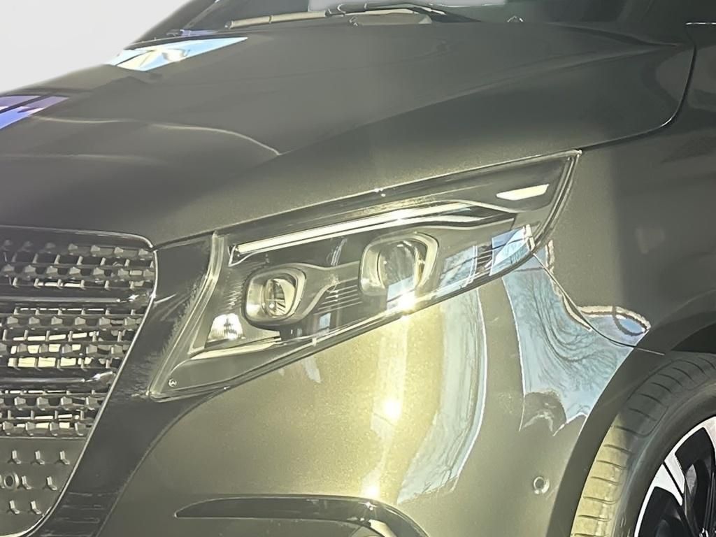 Fahrzeugabbildung Mercedes-Benz V 300 d AVANTGARDE Lang AHK KAM STH SHZ AIRMATIC