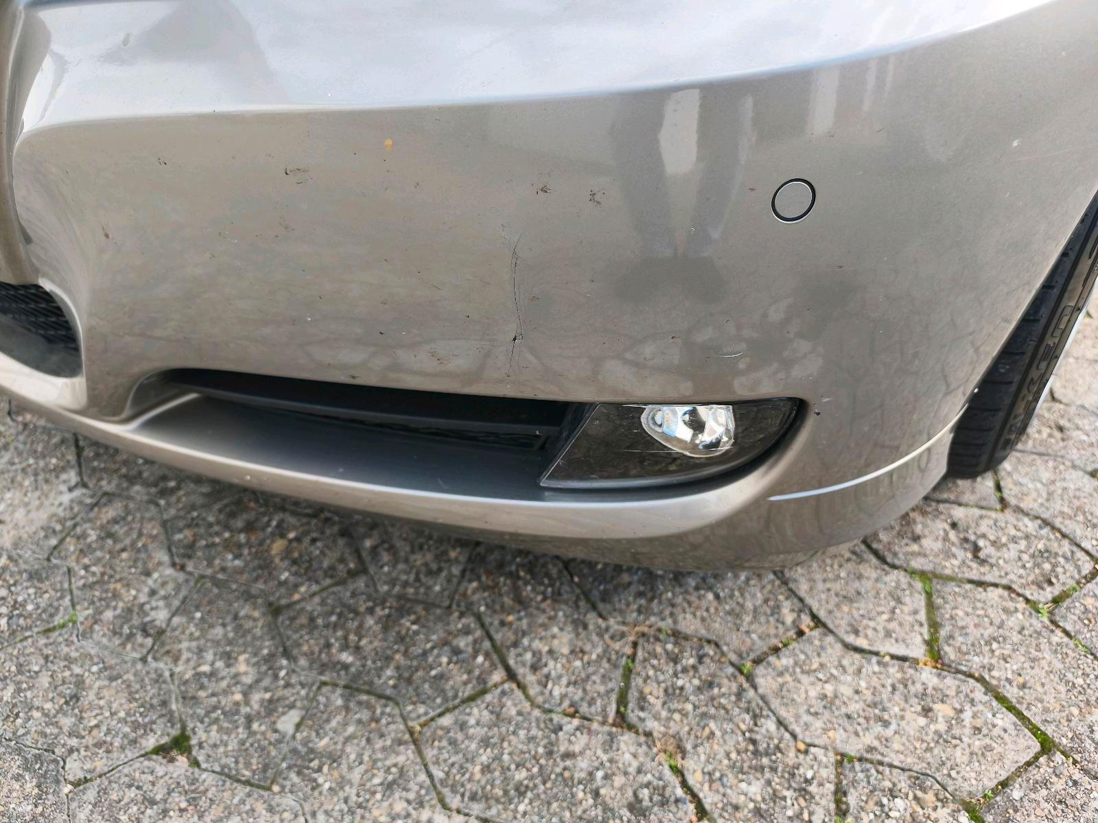 BMW 320 2011 — photo 13