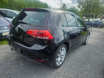 Volkswagen Golf - 3