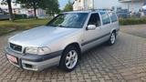 Volvo V70 XC AWD. "Tüv neu + ZR neu " - silberne Volvo XC70