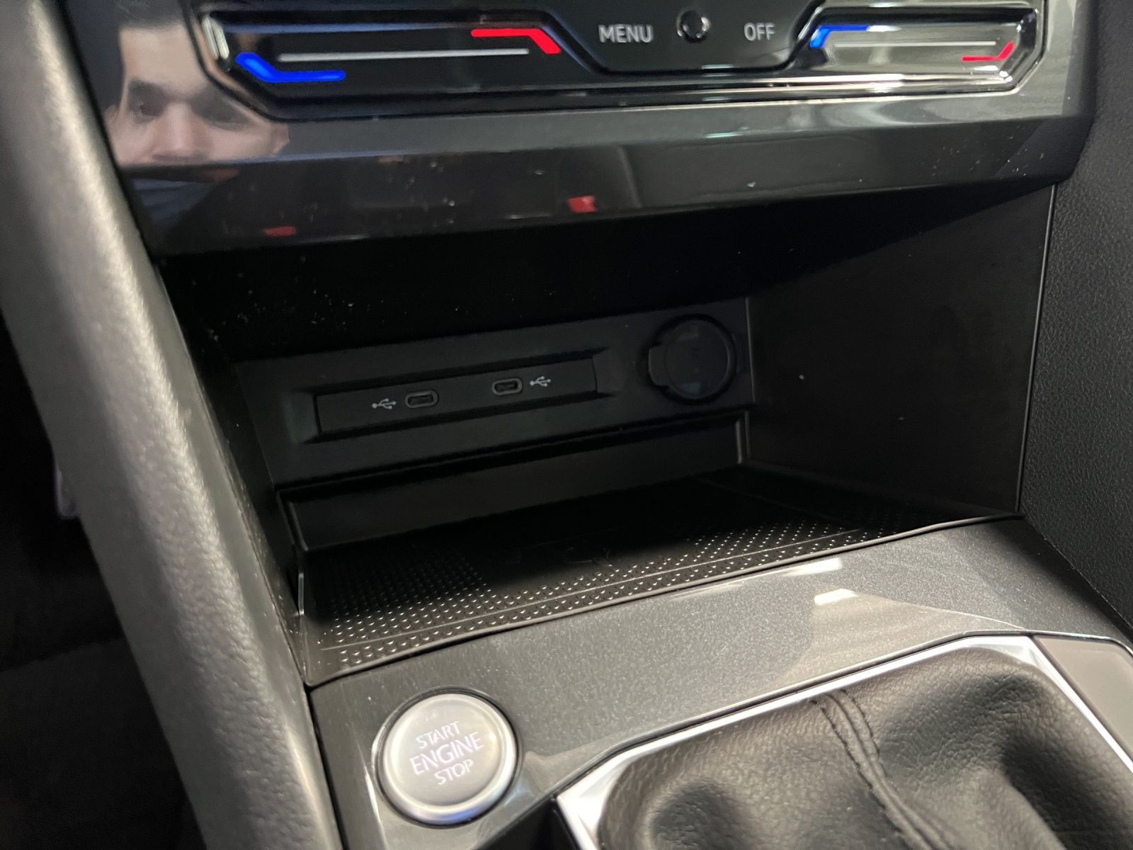 Tiguan Elegance 2.0 TSI DSG 4M ACC*AHK*Navi*Kame