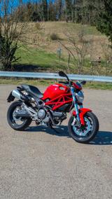 Ducati Monster 696 ABS - Desmo Service NEU  - Offers
