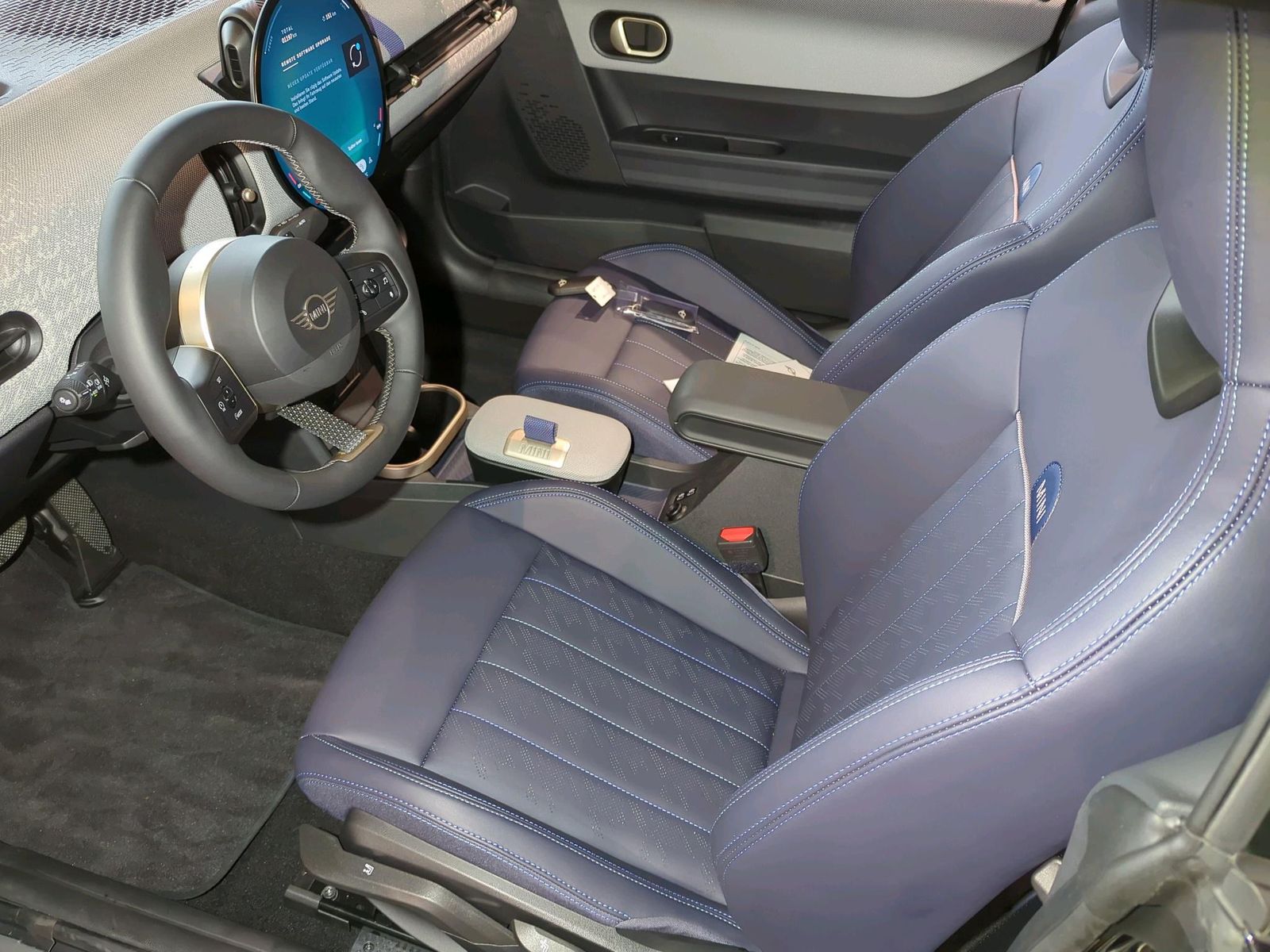 MINI Cooper Cabrio - Bild 11