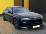 BMW 740d xDrive+M-Sport Indivídual+Pano+B&W+Iconic+M - BMW 740: 740i