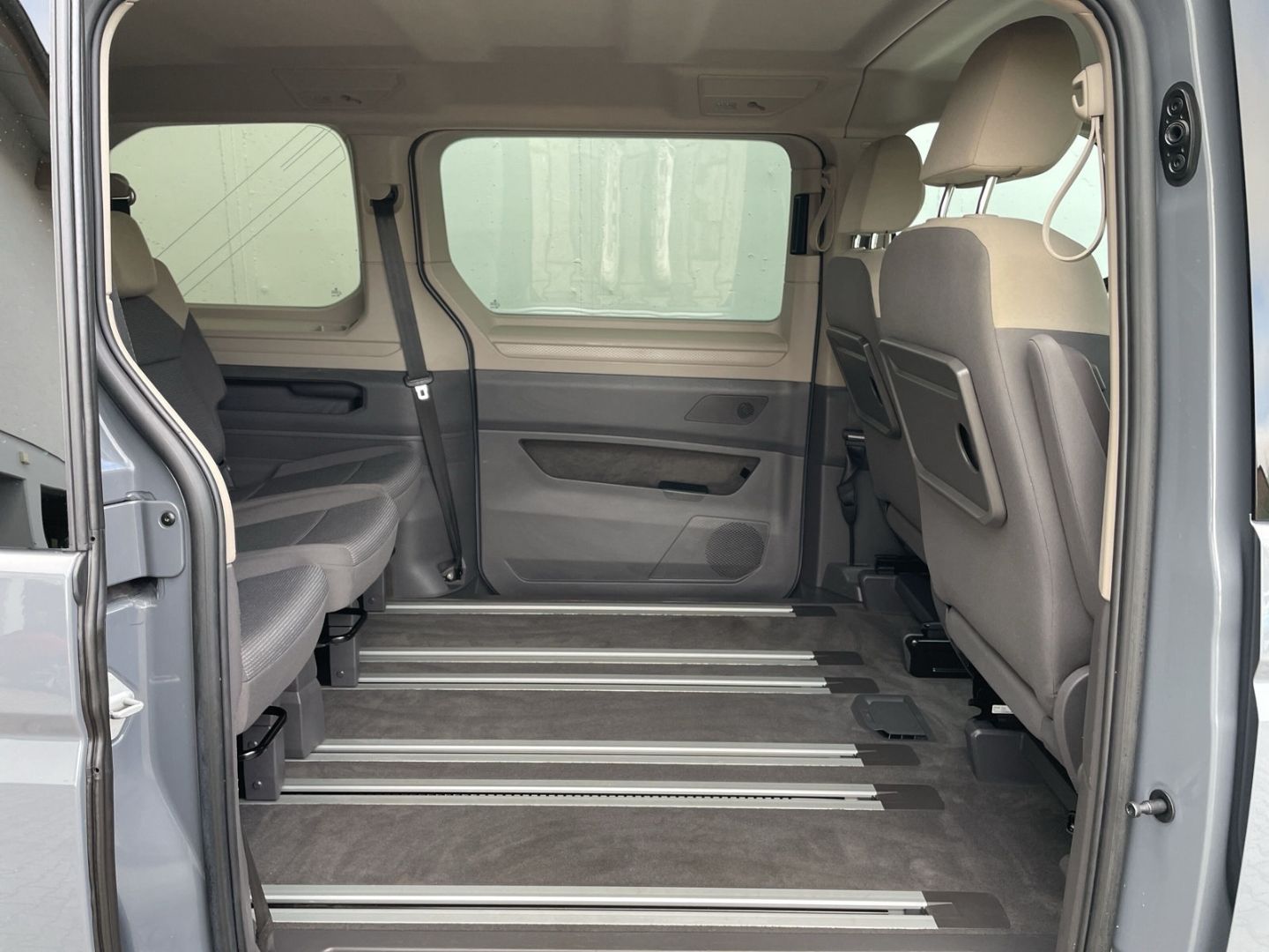 T7 Multivan 1.4 TSI eHybrid AHK/Kamera/LED/App-C