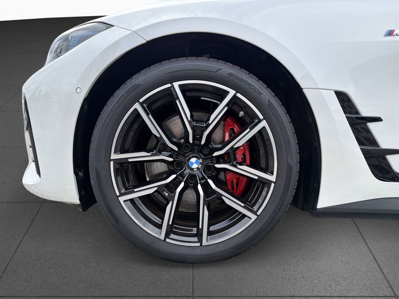 BMW i4 - Bild 22