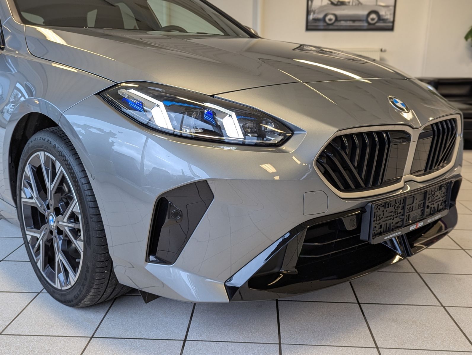 BMW 120 i M-Sport LED-Adaptiv AHK Kamera 18" - Image 9