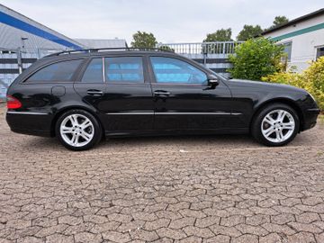 Mercedes E 280 - 2