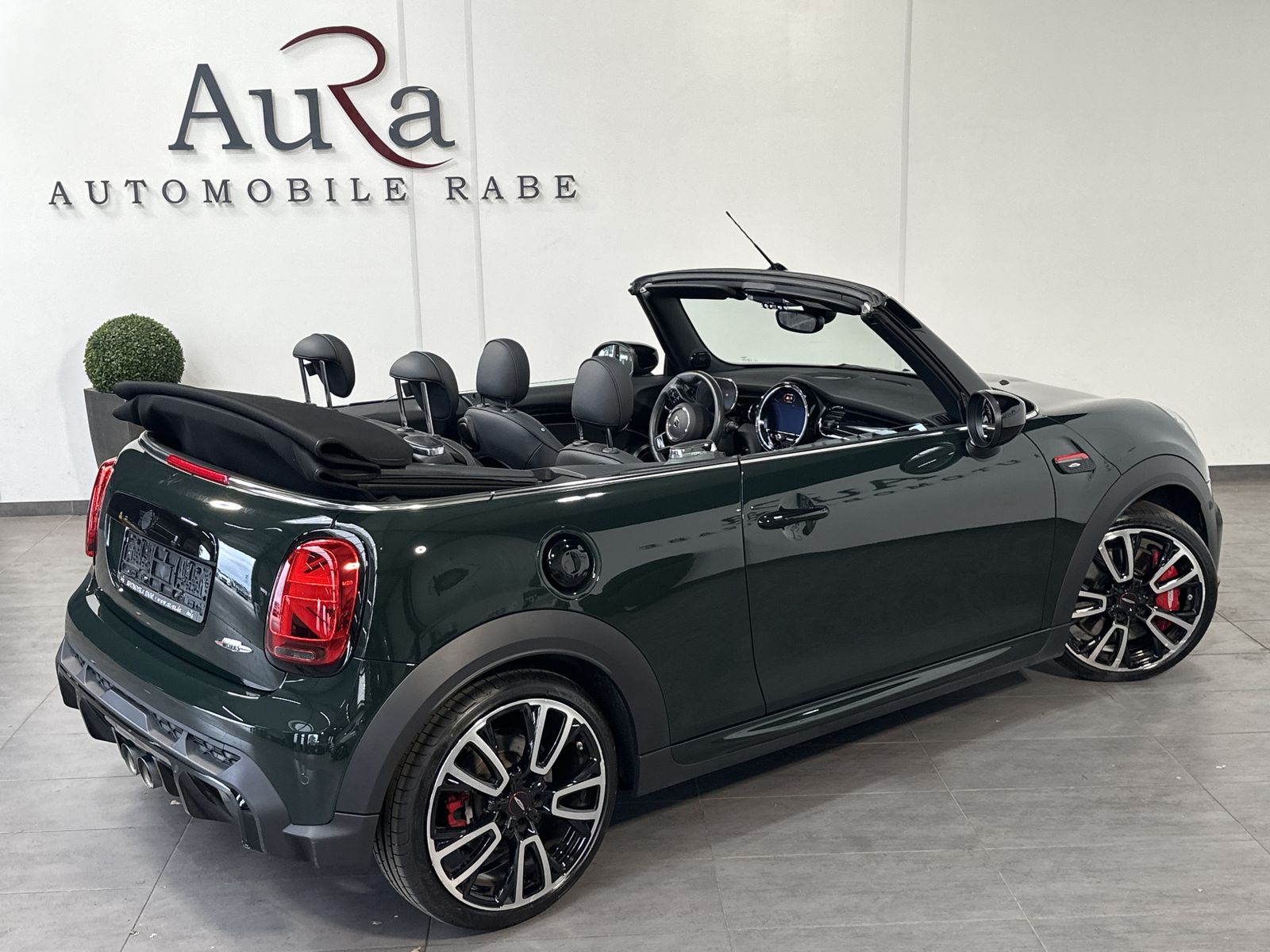 Fahrzeugabbildung MINI John Cooper Works Cabrio NAV+LED+ACC+H&K+18ZO+KA