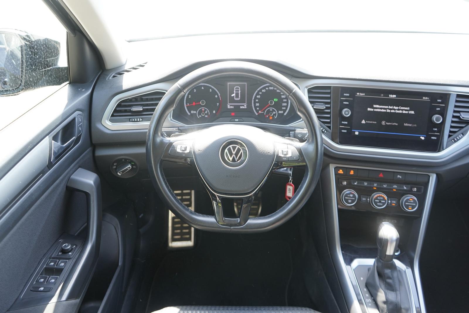 Volkswagen T-Roc 1.5 Active DSG LED Navi Klimaaut. PDC, миниатюра 11