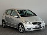 Mercedes-Benz A 150 Automatik *Avantgarde*SHZ*Klima* - Mercedes-Benz A 150 mit Benzin-Antrieb