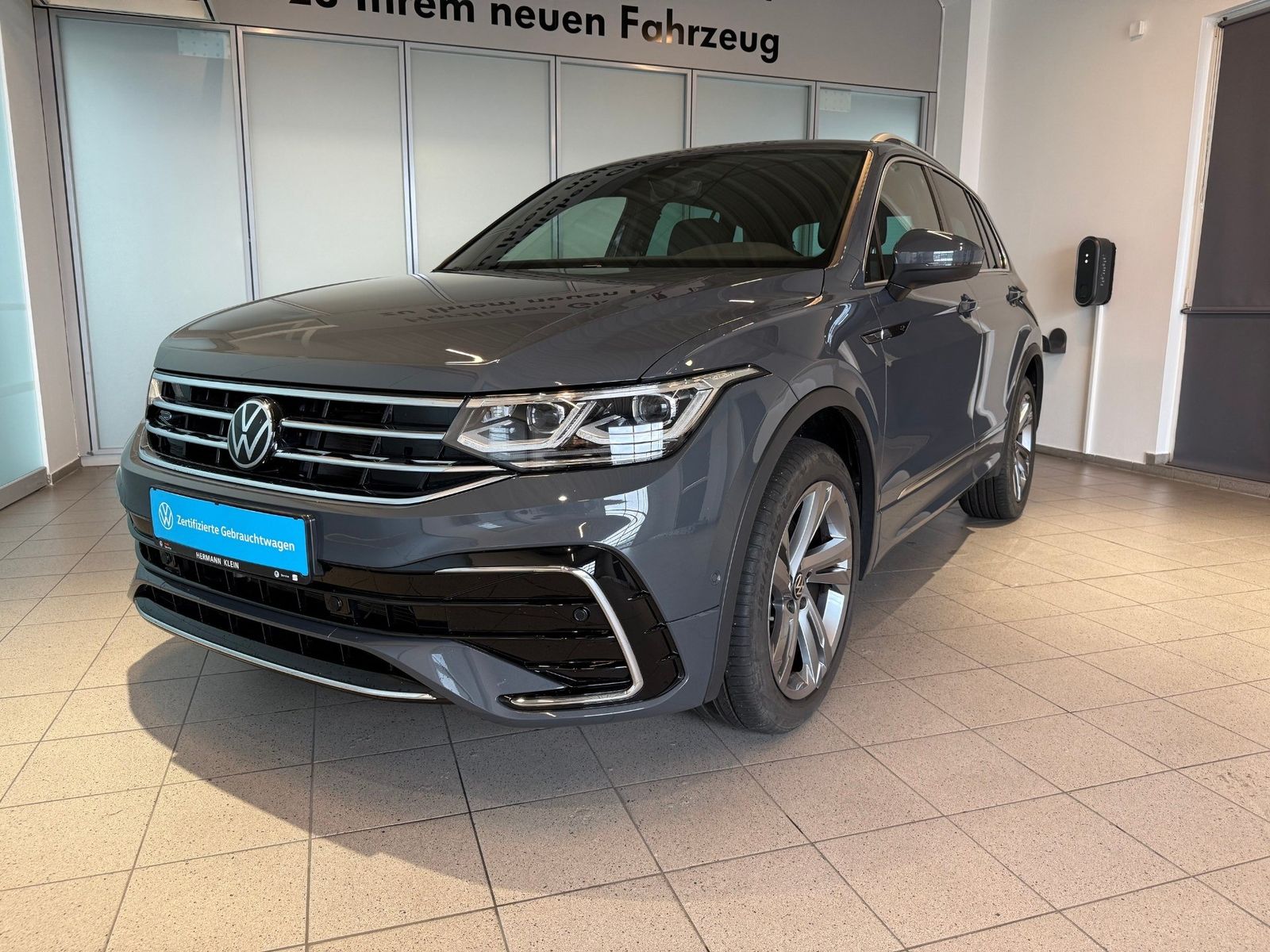 Volkswagen Tiguan 2.0 TSI R-Line 4Motion AHK Alarmanlage foto 3