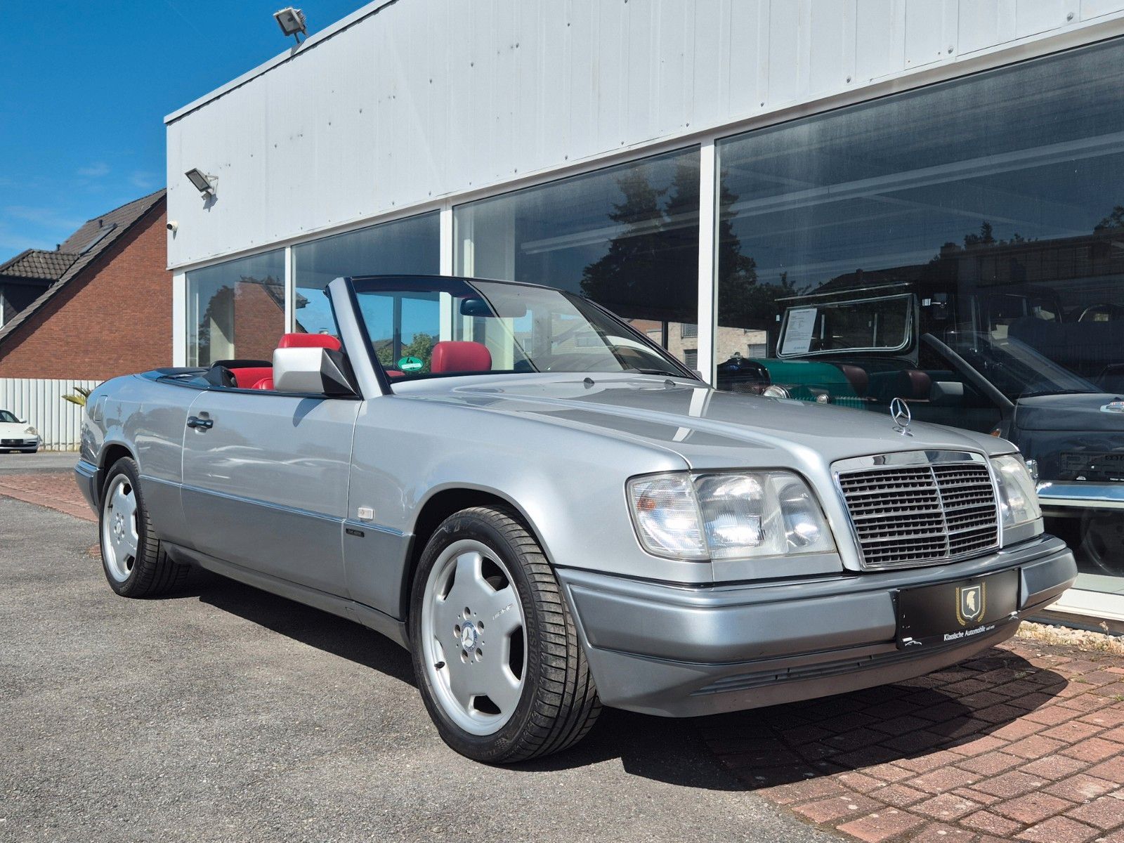 Fahrzeugabbildung Mercedes-Benz E 220 FINAL EDITION/1A Historie+Bestzustand