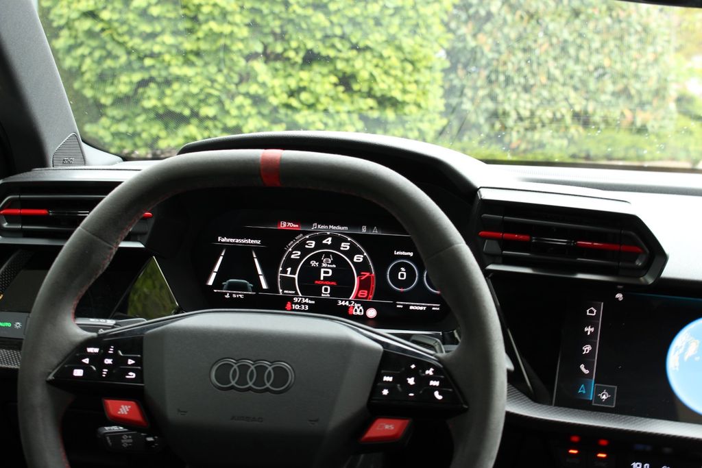 AUDI RS3 Sportback/RS DYNAMIK/ SONOS/ KOMFORT PRO AUDI RS3 Sportback/RS DYNAMIK/ SONOS/ KOMFORT PRO