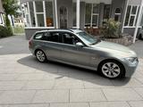 BMW 318i touring  - BMW 318 aus 2007: Kombi