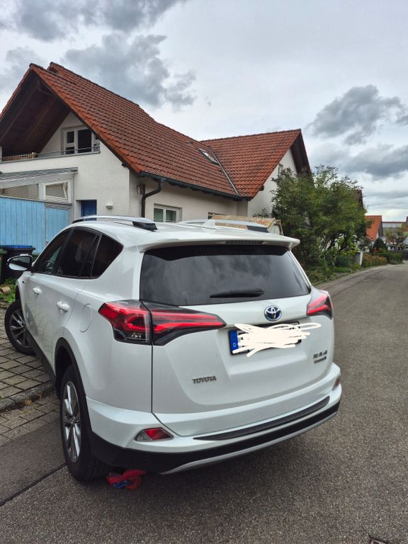 Image of Toyota RAV 4