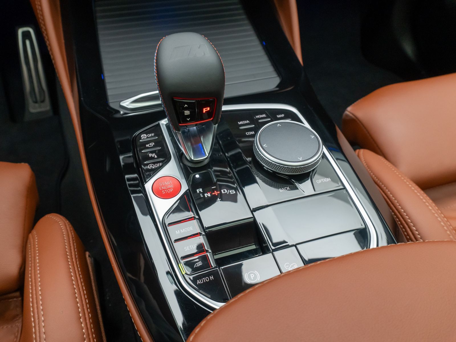 Fahrzeugabbildung BMW X4 M Competition M Driver´s 360°Laser DAB 21Zoll