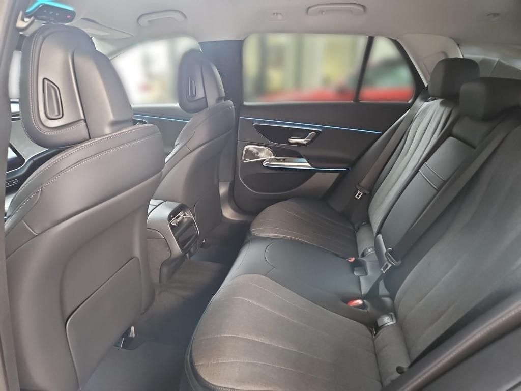 Fahrzeugabbildung Mercedes-Benz E 220 d 4M T-Modell +EDITION-AVANTGARDE+AHK+BURM